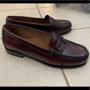 Bass Wayfarer Burgundy leather loafers 6.5